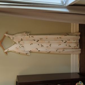 Lulu's Maxi dress size small off the shoulder detail